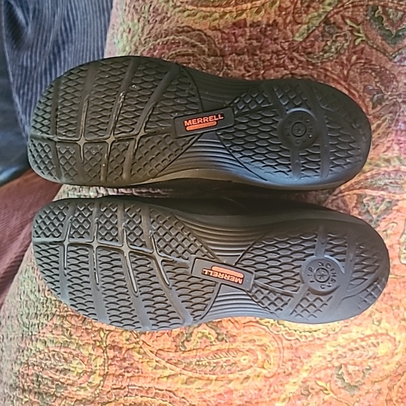 Merrell Encore Q2 Black Leather Slip On Shoes Size 10. - Picture 2 of 4